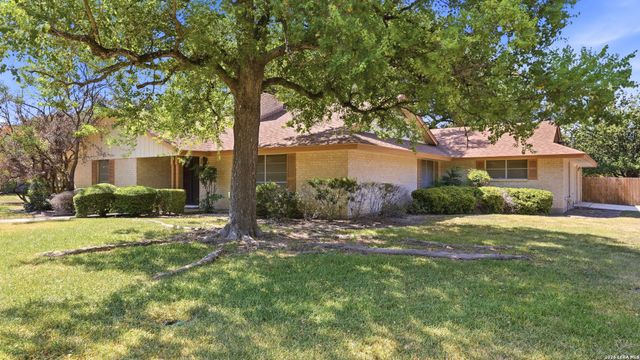 402 TIDECREST DR, Windcrest, TX 78239