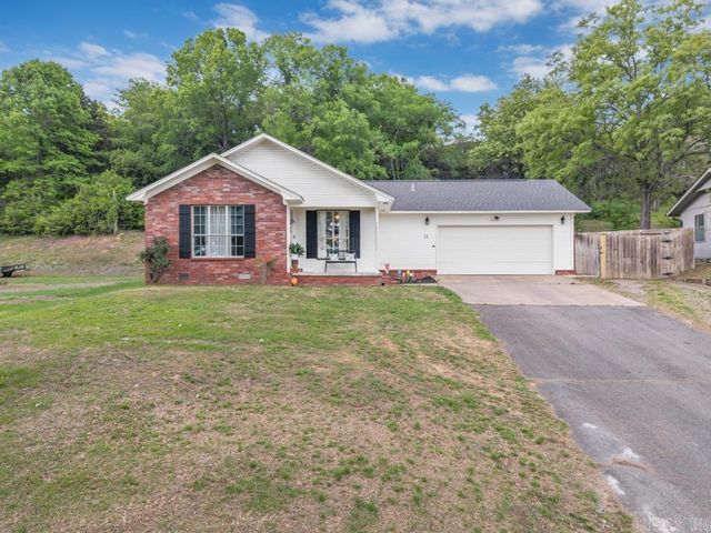 11 Eugenia Street, Morrilton, AR 72110