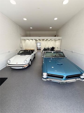 208 N US Highway 1 5, Tequesta, FL 33469