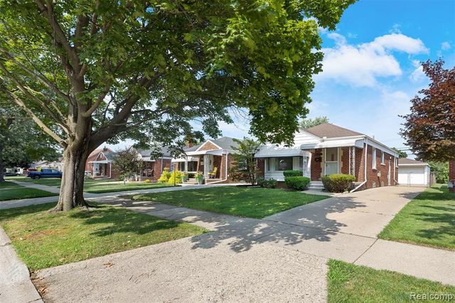 9929 Carter Avenue, Allen Park, MI 48101