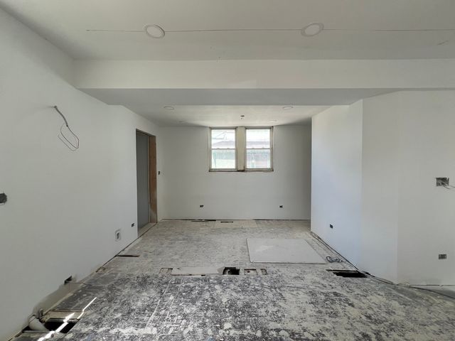 630 S 18th Avenue, Maywood, IL 60153