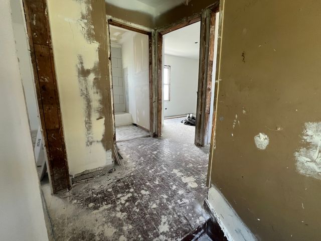630 S 18th Avenue, Maywood, IL 60153