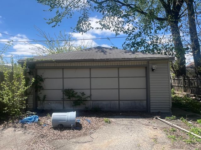 630 S 18th Avenue, Maywood, IL 60153