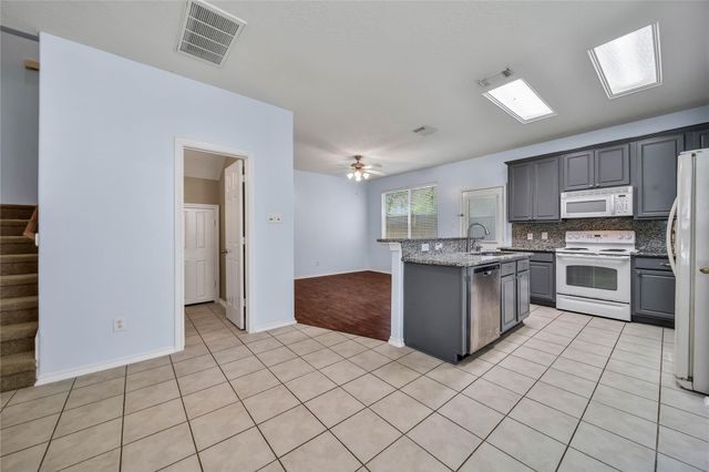 483 Folk Crest Lane, Dickinson, TX 77539