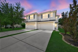 483 Folk Crest Lane, Dickinson, TX 77539