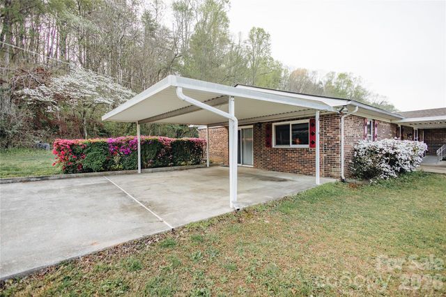 205 Bond Street, Marion, NC 28752