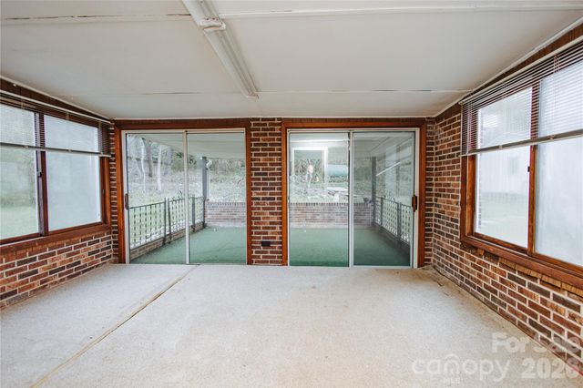 205 Bond Street, Marion, NC 28752