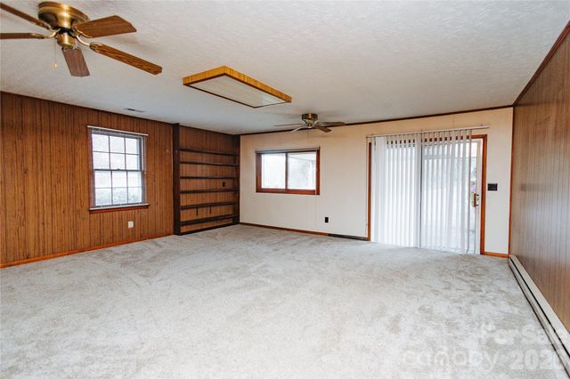 205 Bond Street, Marion, NC 28752