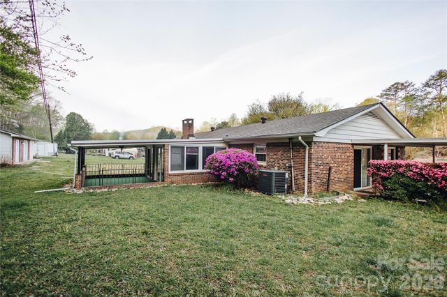 205 Bond Street, Marion, NC 28752