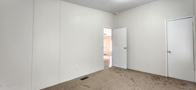 2820 N 19th Street, Ocean Springs, MS 39564