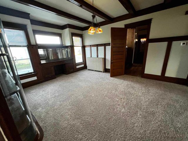 2602 6th Avenue, Moline, IL 61265