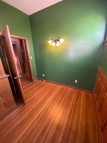 2602 6th Avenue, Moline, IL 61265