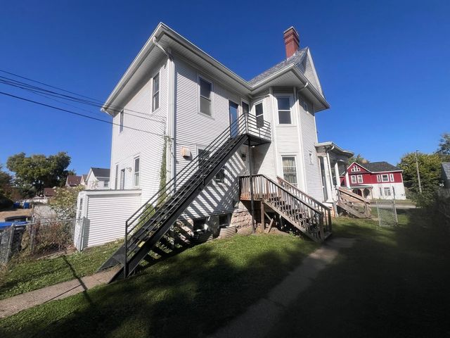 2602 6th Avenue, Moline, IL 61265