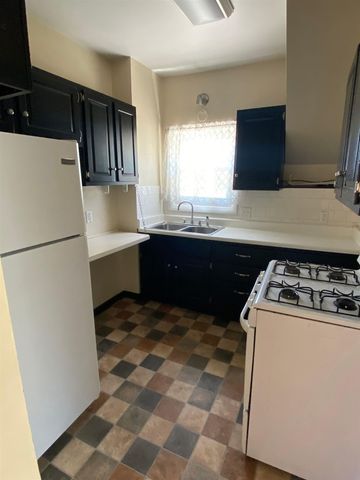 2602 6th Avenue, Moline, IL 61265