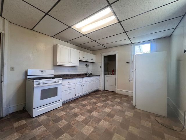 2602 6th Avenue, Moline, IL 61265