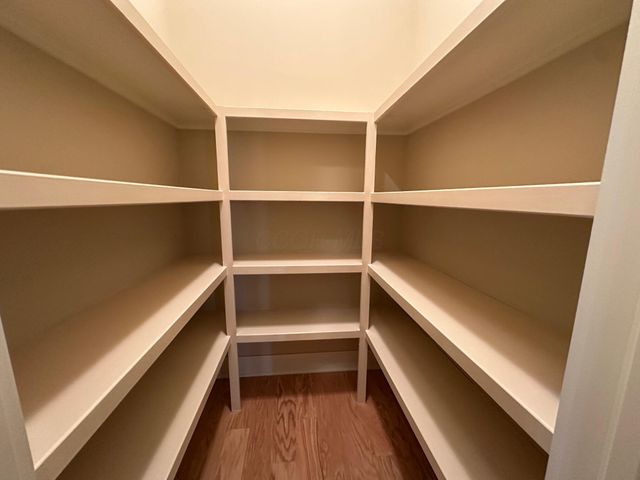 5759 CRIGHTON Drive, Dublin, OH 43016