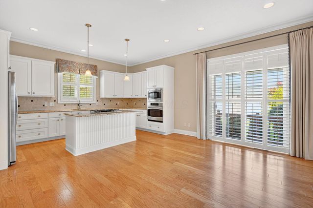 5759 CRIGHTON Drive, Dublin, OH 43016