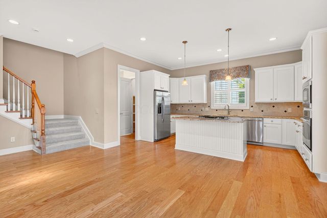 5759 CRIGHTON Drive, Dublin, OH 43016