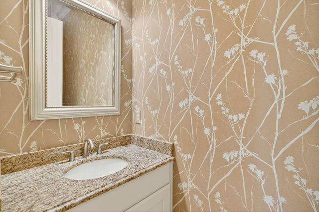 5759 CRIGHTON Drive, Dublin, OH 43016