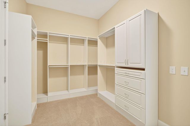 5759 CRIGHTON Drive, Dublin, OH 43016