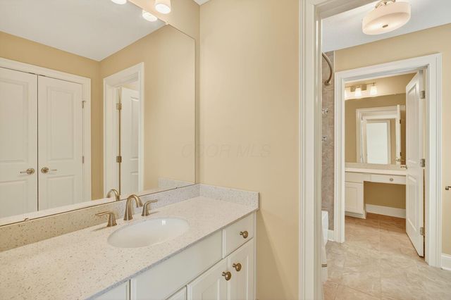 5759 CRIGHTON Drive, Dublin, OH 43016