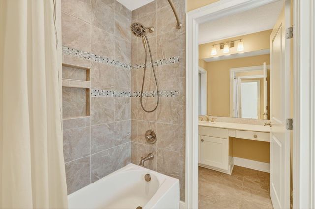 5759 CRIGHTON Drive, Dublin, OH 43016