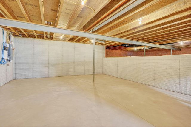 5759 CRIGHTON Drive, Dublin, OH 43016