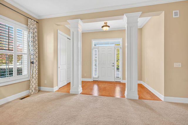 5759 CRIGHTON Drive, Dublin, OH 43016