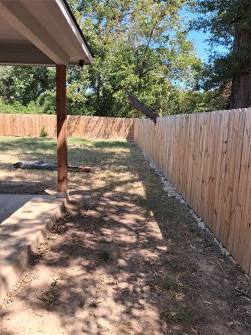 1307 W 33rd Street, Tyler, TX 75702