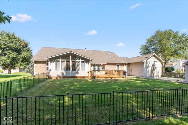 909 N Shore Boulevard, Franklin, IN 46131