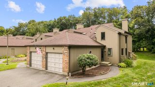 47 Far View Commons 47, Southbury, CT 06488
