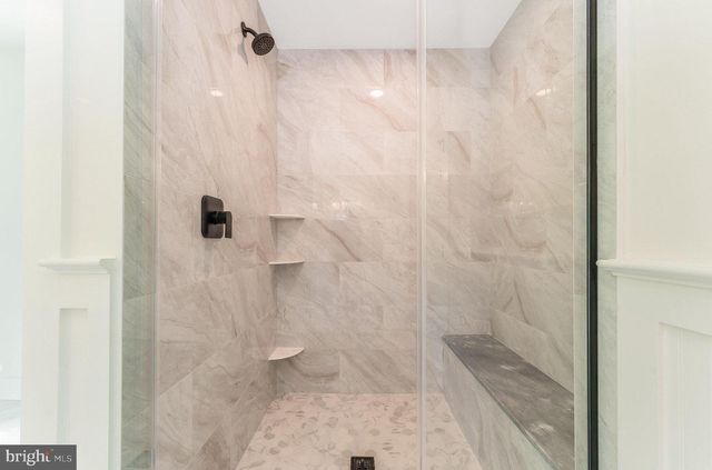 8 CHURCH STREET, Stockton, NJ 08559