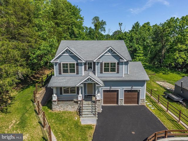 8 CHURCH STREET, Stockton, NJ 08559