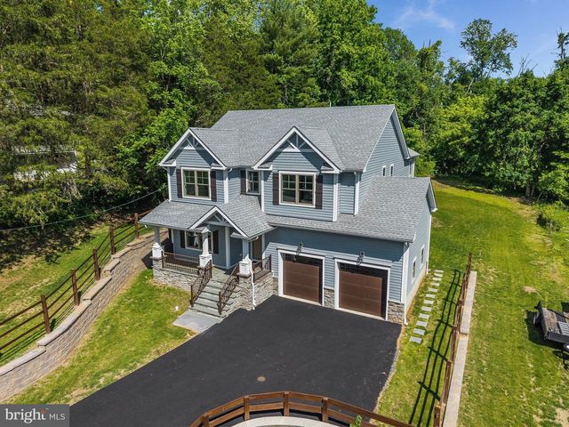 8 CHURCH STREET, Stockton, NJ 08559