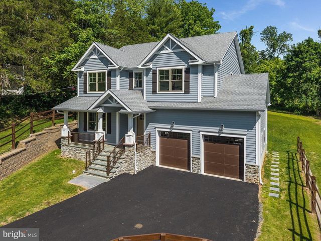 8 CHURCH STREET, Stockton, NJ 08559