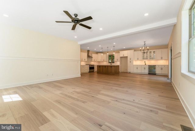 8 CHURCH STREET, Stockton, NJ 08559
