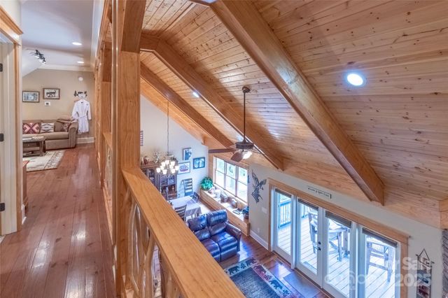 27 Indianola Lane, Bryson City, NC 28713