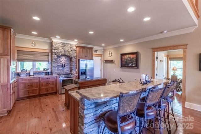 27 Indianola Lane, Bryson City, NC 28713