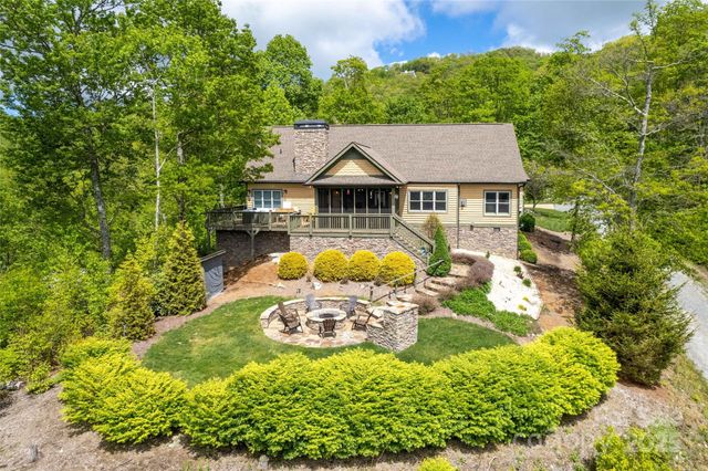 27 Indianola Lane, Bryson City, NC 28713