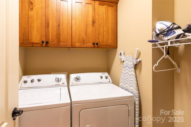 27 Indianola Lane, Bryson City, NC 28713