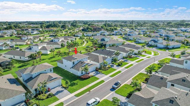 5742 Graceful Way, Delray Beach, FL 33484