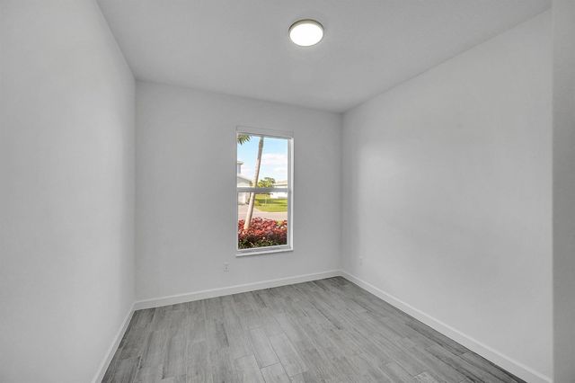 5742 Graceful Way, Delray Beach, FL 33484