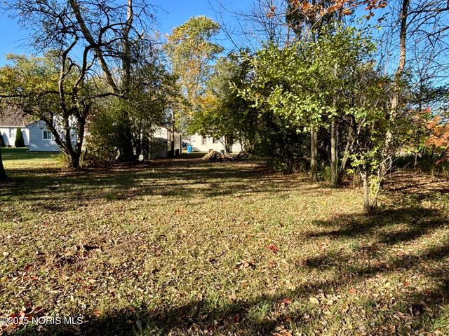 203 Eastwood Avenue, Oregon, OH 43616