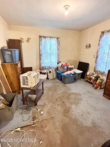 203 Eastwood Avenue, Oregon, OH 43616