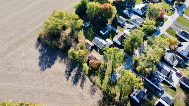 203 Eastwood Avenue, Oregon, OH 43616