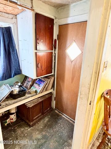 203 Eastwood Avenue, Oregon, OH 43616