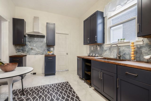 1067 Mary St, Louisville, KY 40204