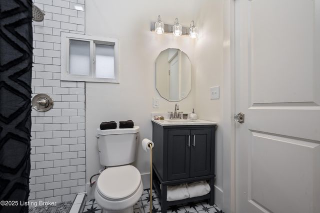 1067 Mary St, Louisville, KY 40204