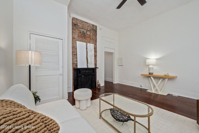 1067 Mary St, Louisville, KY 40204