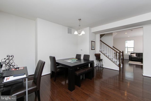 28 REGENCY CT, Cherry Hill, NJ 08002